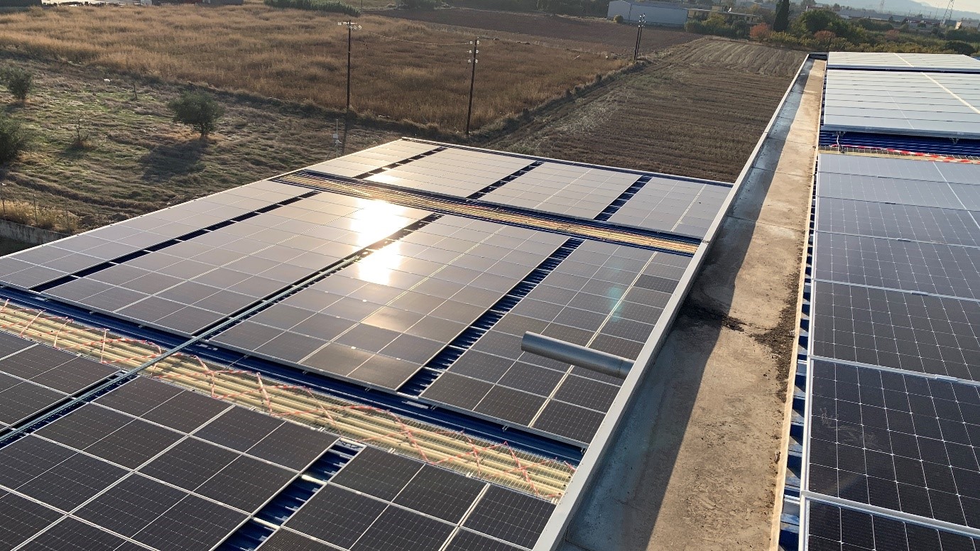 photovoltaic system on roof sakos industry